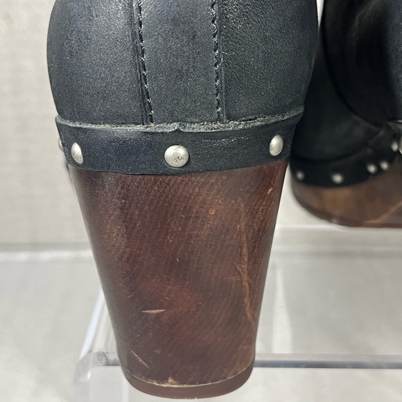 UGG S/N 3207 LYNNEA BLACK LEATHER SHEARLING SHERPA BOOTS WOMENS SIZE 7 - Picture 8 of 12